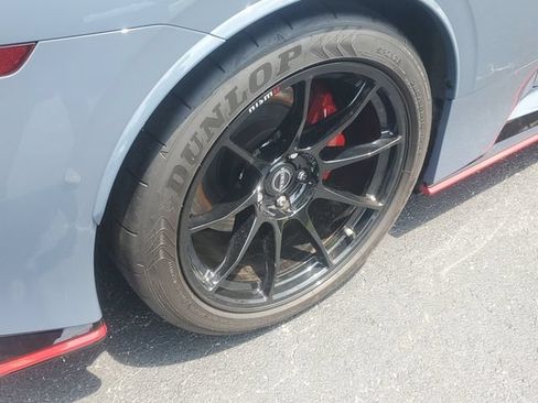 Certified 2024 Nissan Z Performance w/ Floor Mat Package RWD image 5