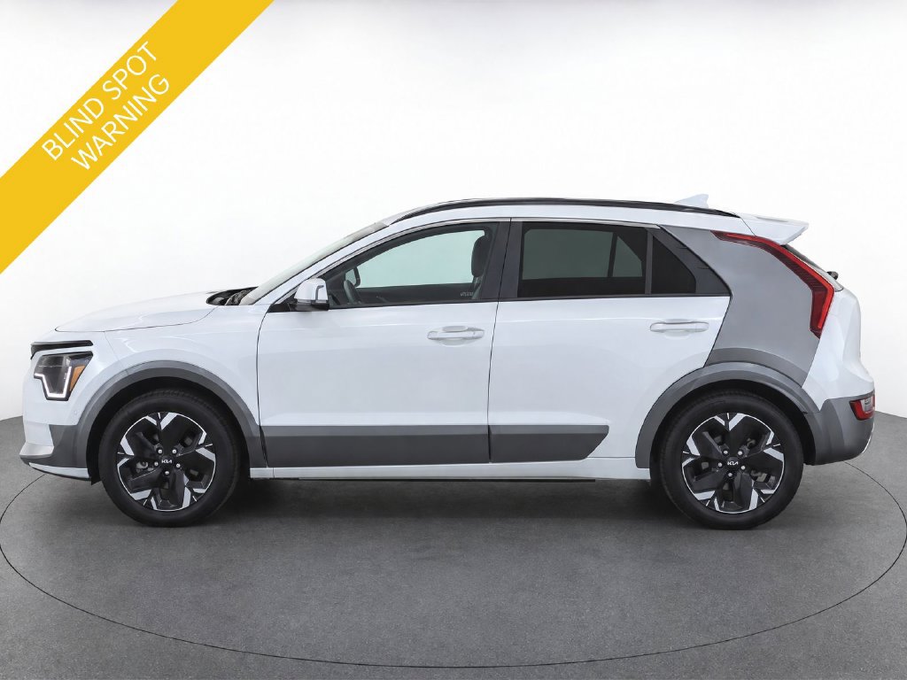 Certified 2024 Kia Niro Wave w/ Wave Preserve Package FWD image 8
