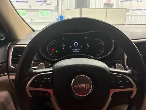 Used 2016 Jeep Grand Cherokee Limited AWD/4WD image 20