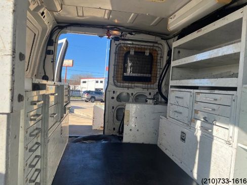 Used 2006 Ford E-350 and Econoline 350 Super Duty image 31