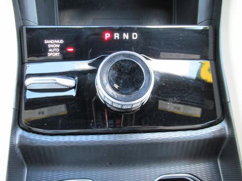 Certified 2025 Jeep Grand Cherokee Limited w/ Luxury Tech Group II AWD/4WD image 28