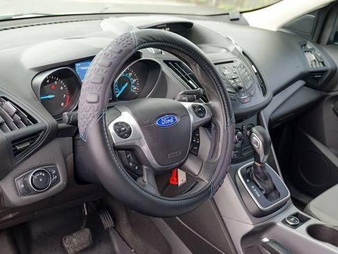 Used 2014 Ford Escape SE AWD/4WD image 19