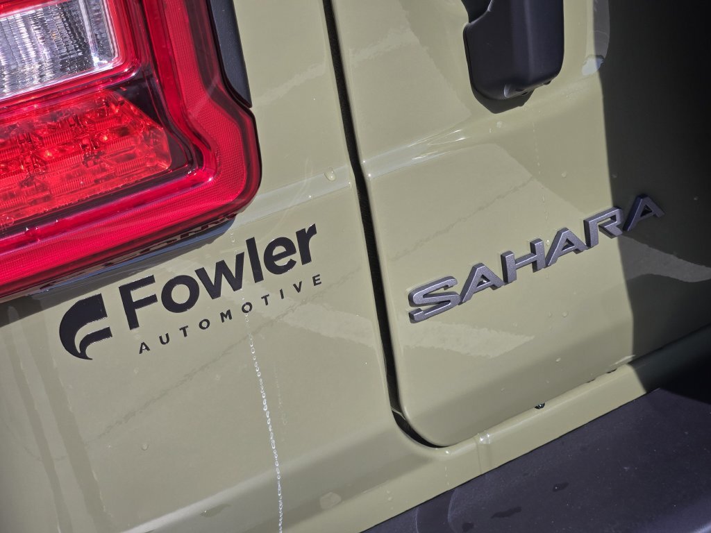 New 2026 Jeep Wrangler Unlimited Sahara AWD/4WD image 7