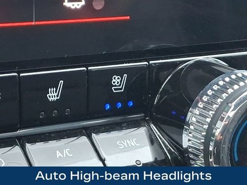 Used 2023 GMC Canyon Denali AWD/4WD image 16