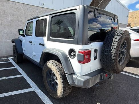 Used 2024 Jeep Wrangler Unlimited Sport AWD/4WD image 3