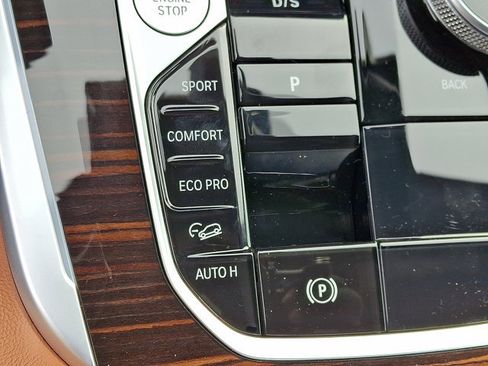 New 2026 BMW X5 xDrive40i w/ M Sport Package image 18