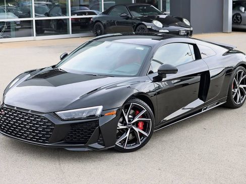 Used 2021 Audi R8 V10 w/ Premium Package RWD image 38