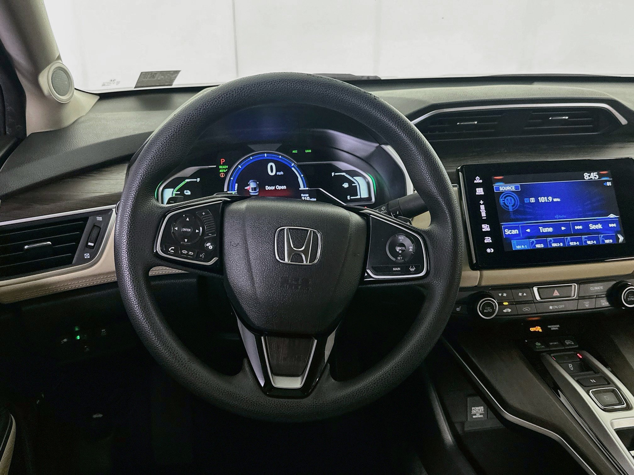 Used 2019 Honda Clarity Plug-In Hybrid image 17