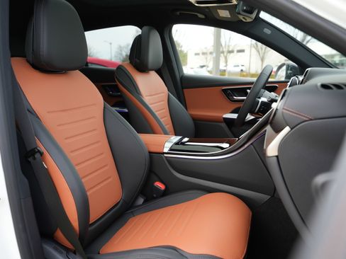 New 2026 Mercedes-Benz GLC 300 4MATIC image 37