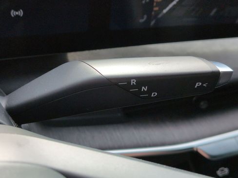 Used 2022 Lucid Air Grand Touring image 26