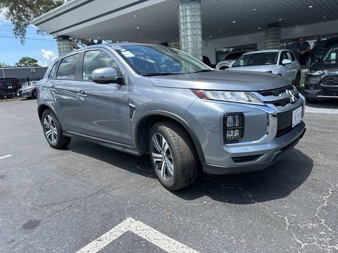 Used 2025 Mitsubishi Outlander Sport SE AWD/4WD image 3