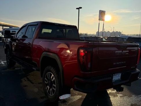 Used 2021 GMC Sierra 2500 AT4 w/ AT4 Premium Plus Package image 6