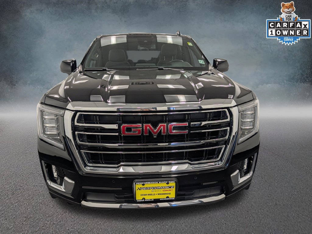 Used 2023 GMC Yukon XL SLT w/ SLT Premium Package AWD/4WD image 2