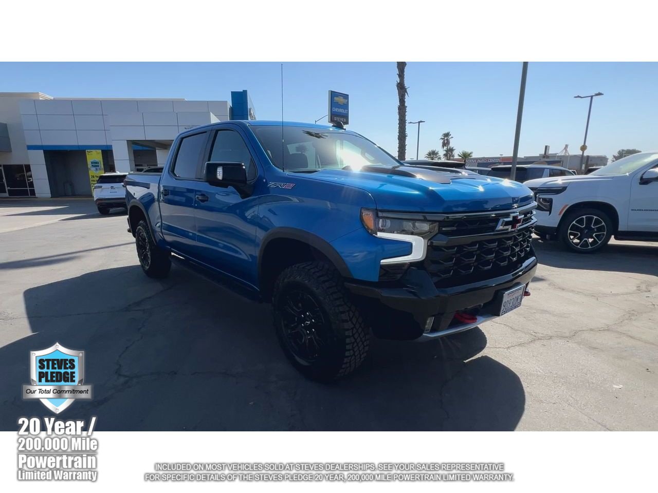 Used 2022 Chevrolet Silverado 1500 ZR2 w/ Technology Package AWD/4WD image 4