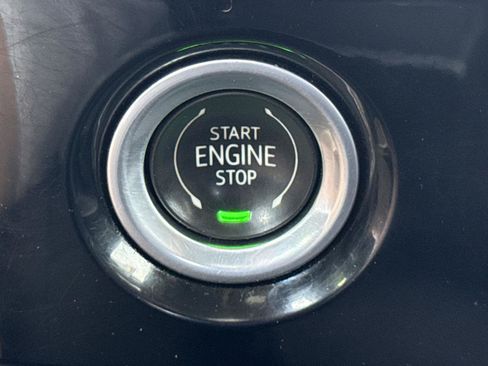Used 2023 GMC Sierra 1500 Elevation AWD/4WD image 15