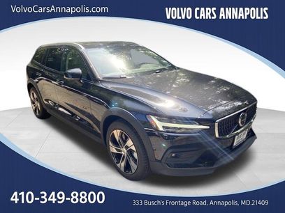 New 2026 Volvo V60 B5 Cross Country Plus w/ Climate Package