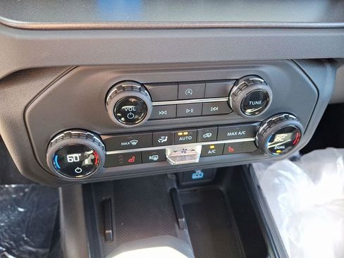 New 2025 Ford Bronco Big Bend image 11