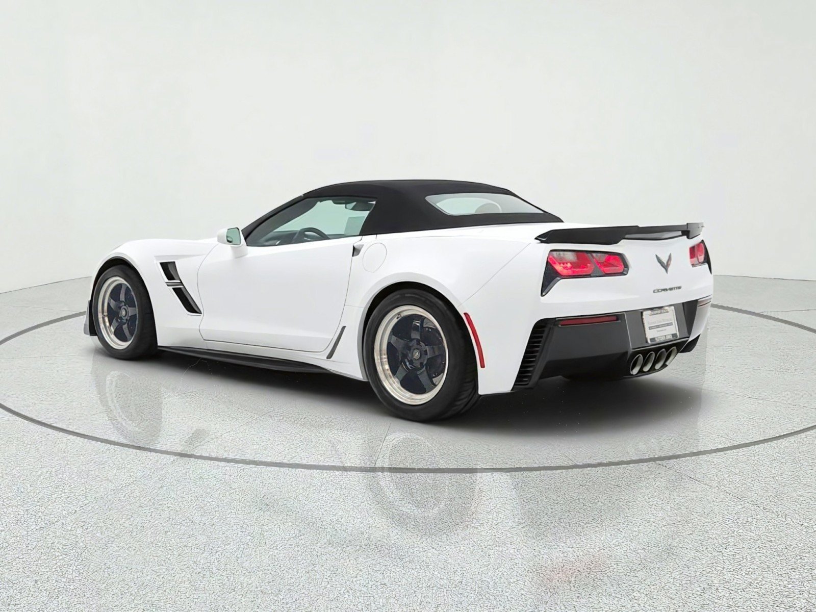 Used 2017 Chevrolet Corvette Grand Sport RWD image 7