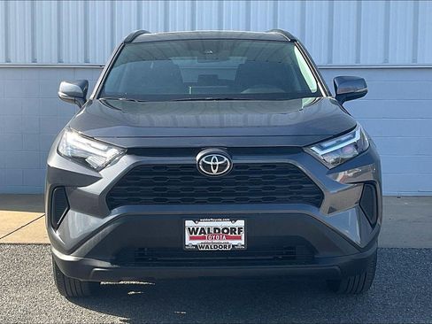 Used 2024 Toyota RAV4 XLE w/ Convenience Package image 3