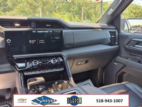 Used 2022 GMC Sierra 1500 AT4 w/ AT4 Preferred Package image 24