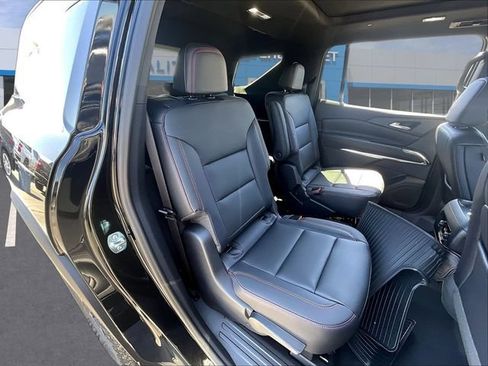 New 2026 Chevrolet Traverse Z71 w/ Driver Confidence Package AWD/4WD image 13
