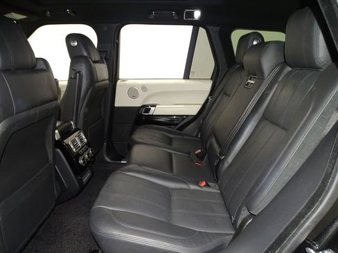 Used 2017 Land Rover Range Rover HSE AWD/4WD image 11