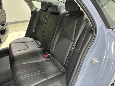 Used 2021 Honda Accord Touring image 27