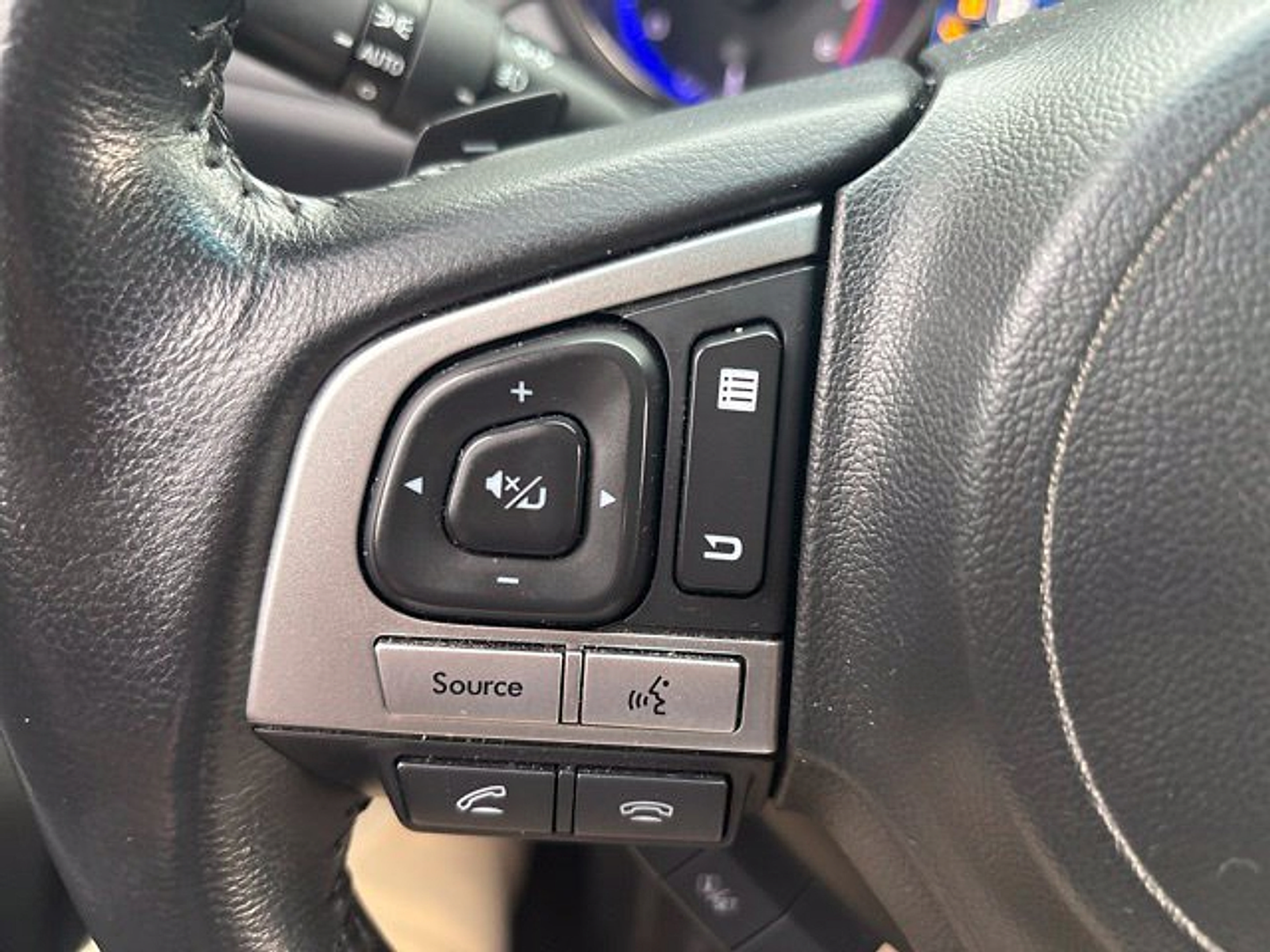 Used 2016 Subaru Legacy 2.5i Limited w/ Popular Package #4 AWD/4WD image 19