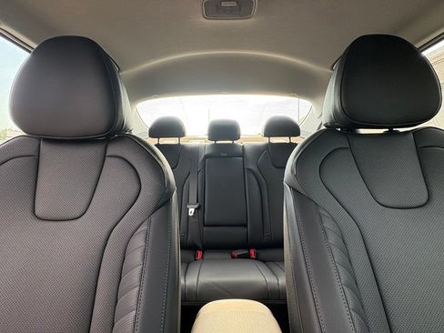 New 2026 Hyundai Elantra Limited FWD image 24