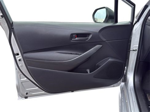 Certified 2024 Toyota Corolla LE image 18