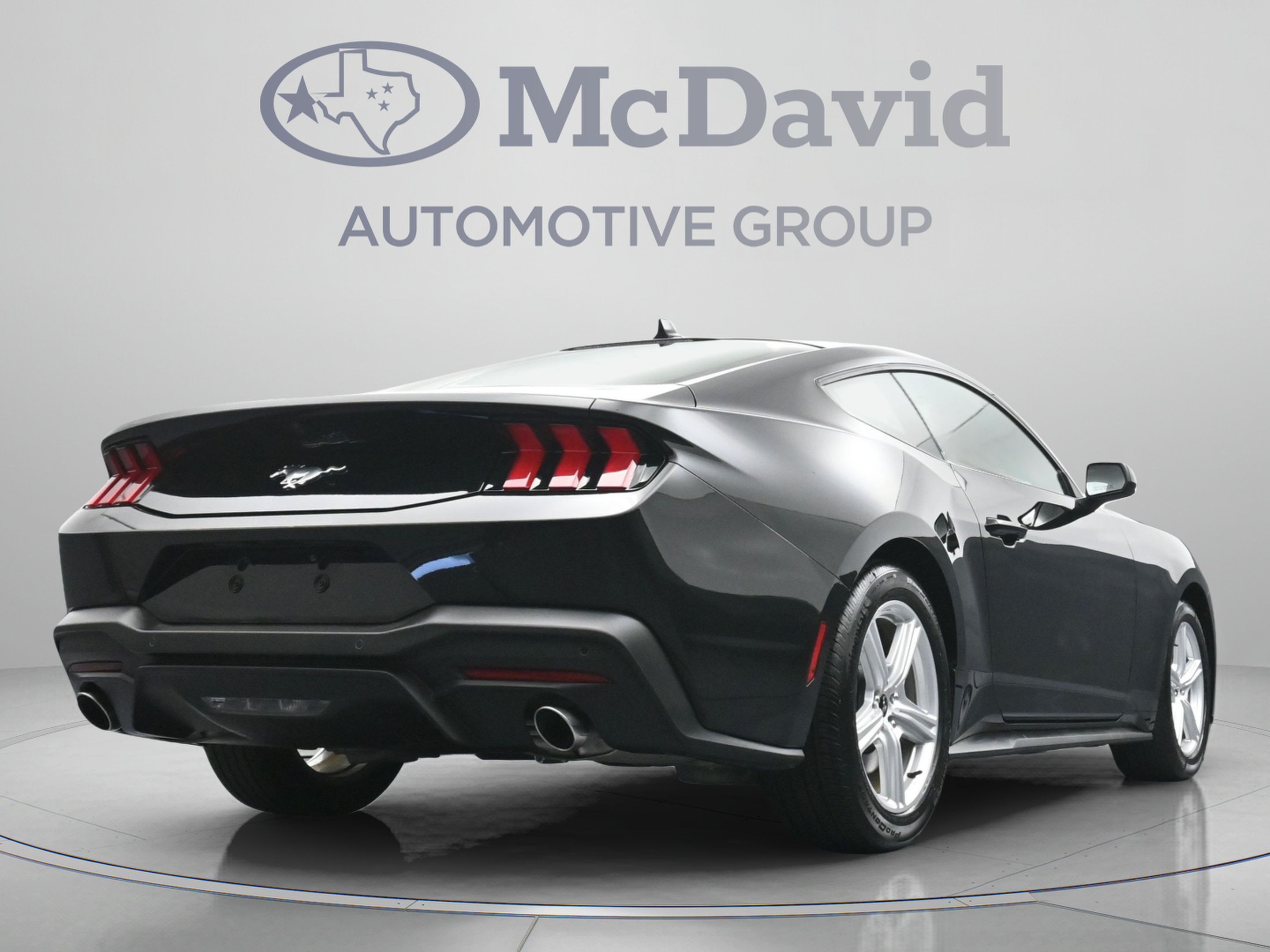 Used 2026 Ford Mustang Coupe RWD image 30