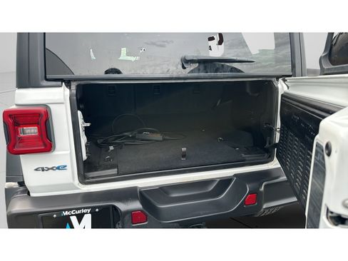 Used 2024 Jeep Wrangler Unlimited Rubicon 4xe AWD/4WD image 29