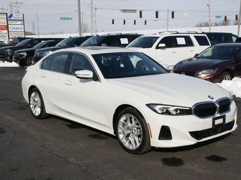 Used 2025 BMW 330i xDrive Sedan image 8