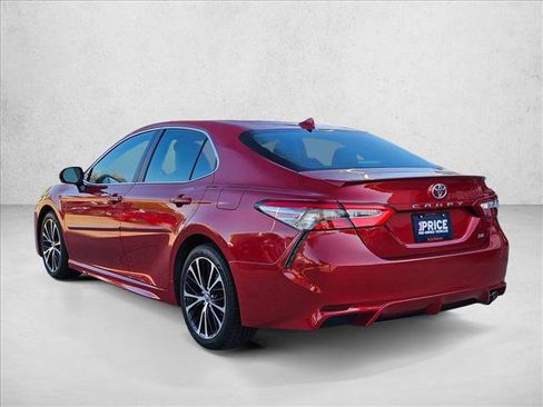 Used 2019 Toyota Camry SE image 8
