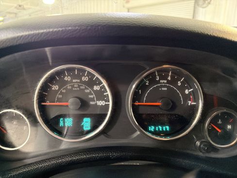 Used 2013 Jeep Wrangler Unlimited Sport AWD/4WD image 16