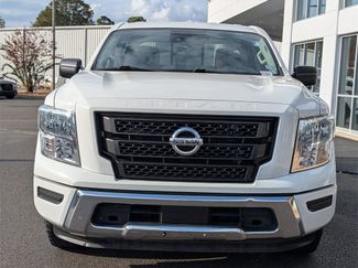 Used 2022 Nissan Titan SV video 2
