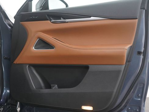 Used 2022 INFINITI QX60 Sensory image 9