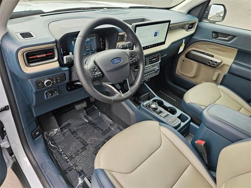 New 2025 Ford Maverick Lariat w/ 4K Tow Package image 2