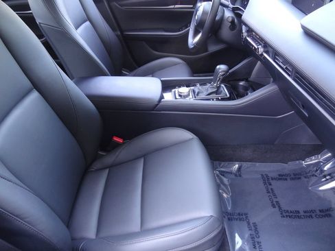 Used 2025 MAZDA MAZDA3 s FWD image 15
