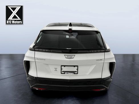 Used 2024 Cadillac Lyriq Sport RWD image 5