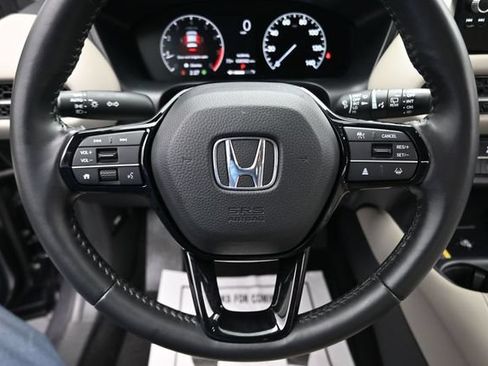 Used 2023 Honda HR-V EX-L image 14