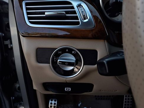 Used 2012 Mercedes-Benz CLS 550 image 14