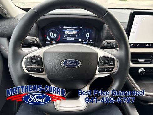 Certified 2025 Ford Explorer Active RWD image 18