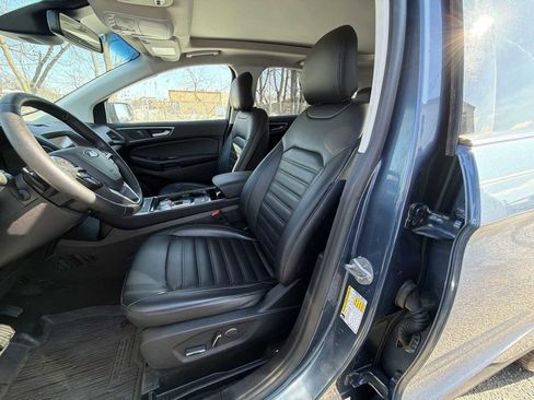 Used 2019 Ford Edge SEL w/ Equipment Group 201A image 21