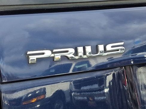 Used 2014 Toyota Prius Four image 31