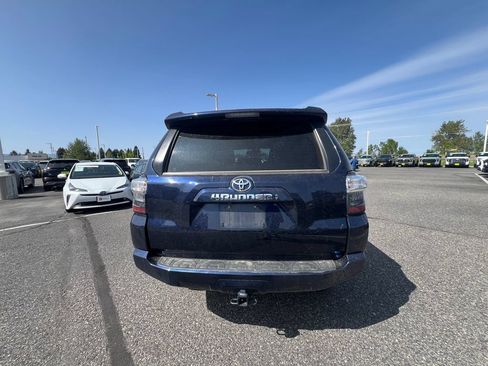 Used 2023 Toyota 4Runner SR5 Premium w/ SR5 Premium Package AWD/4WD image 4