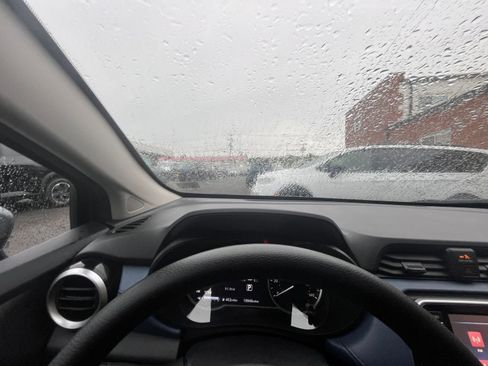 Used 2025 Nissan Versa SV FWD image 32