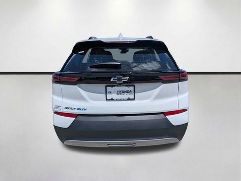 Used 2023 Chevrolet Bolt EUV LT image 5