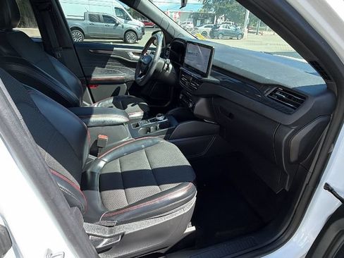 Certified 2023 Ford Escape ST-Line w/ Tech Pack #1 FWD image 28