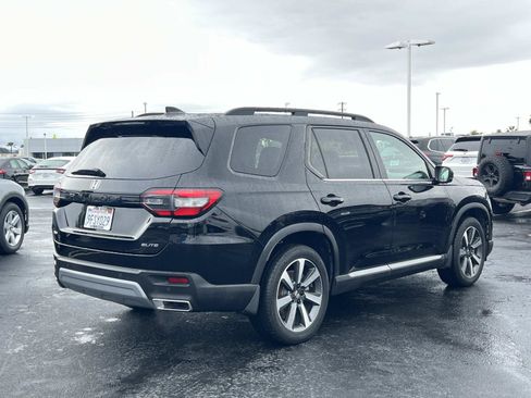 Used 2023 Honda Pilot Elite image 30